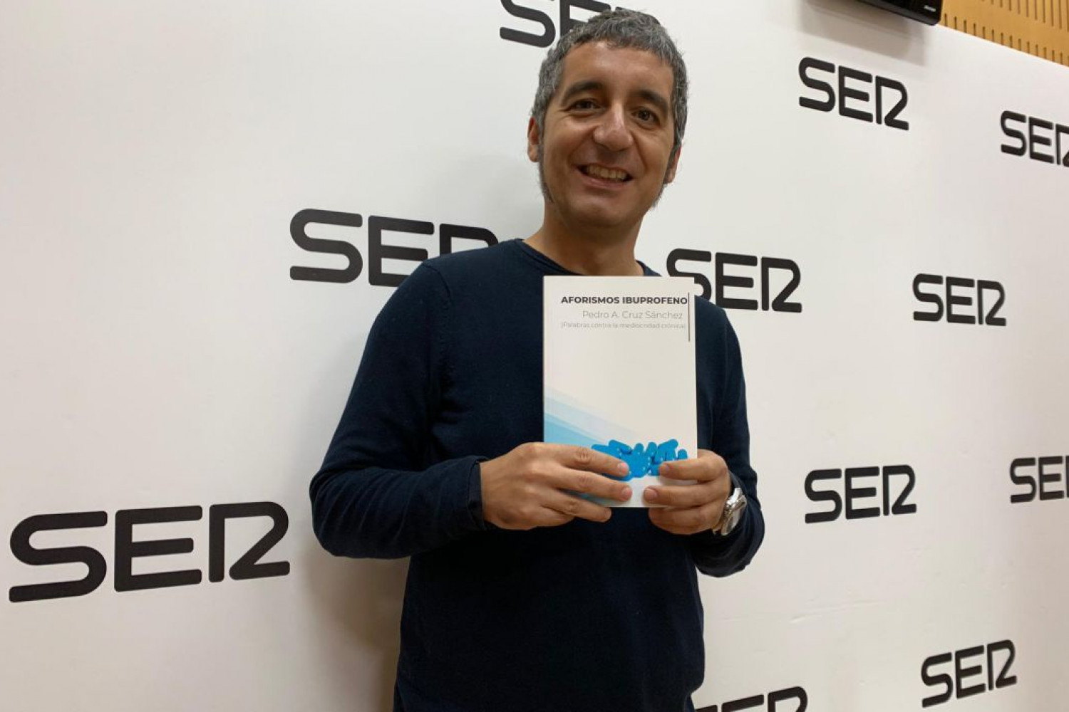 Pedro Alberto Cruz libro Aforismos Ibuprofeno